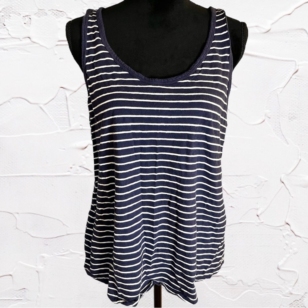Woman’s Gap Tank Top